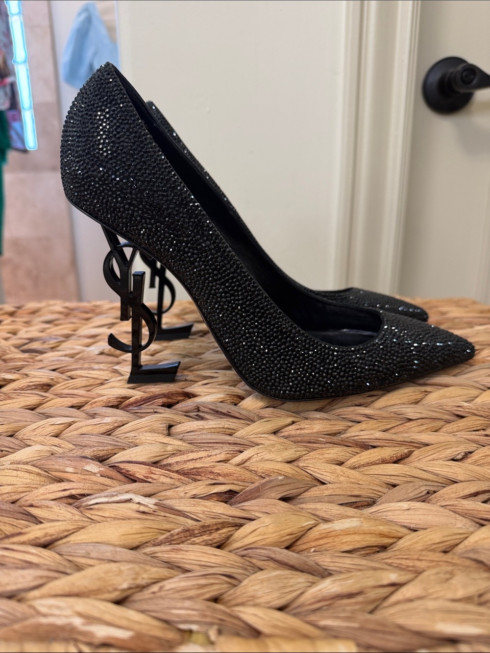 Authentic Saint Laurent Black Crystal Pointed Toe Pumps - Picture 1 of 6